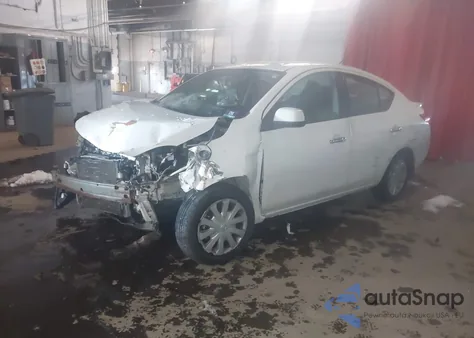 2014 Nissan Versa 1.6 Sv из США, поврежденный, VIN 3N1CN7AP2EL821908